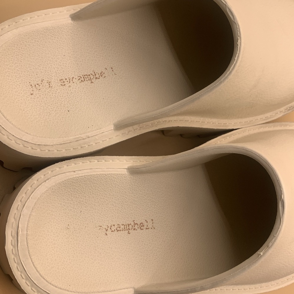 Jeffrey Campbell Cream Platform Clogs Lug Sole Slip On Mules Womens US 7 (EU 38) - Picture 3 of 6